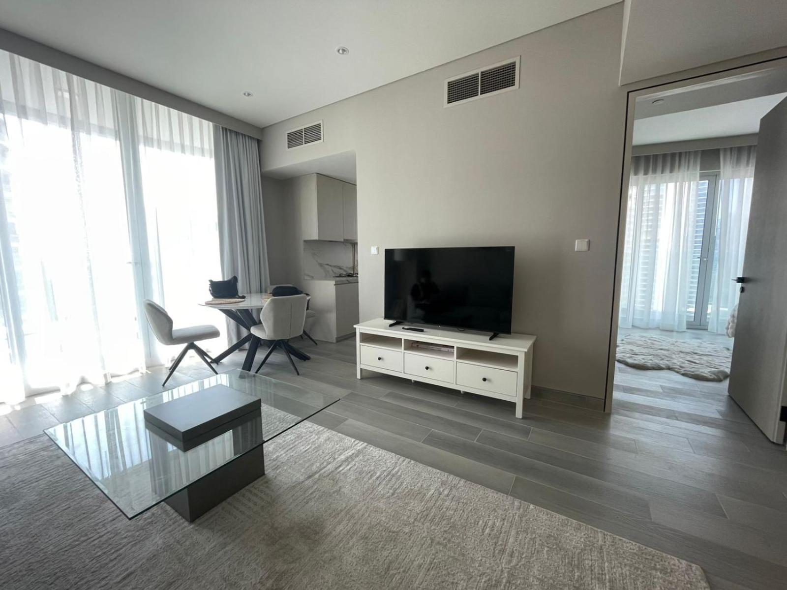 Dubai Marina Walk Gem Modern Apartments With Pool & Gym Access, Steps To Beach & Metro Managed By Sunnyhomes Exteriör bild